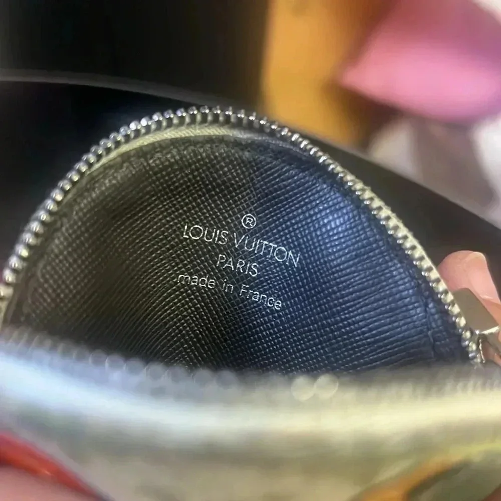 Louis Vuitton mini Lin monogram Conta De Fis coin pouch COA included